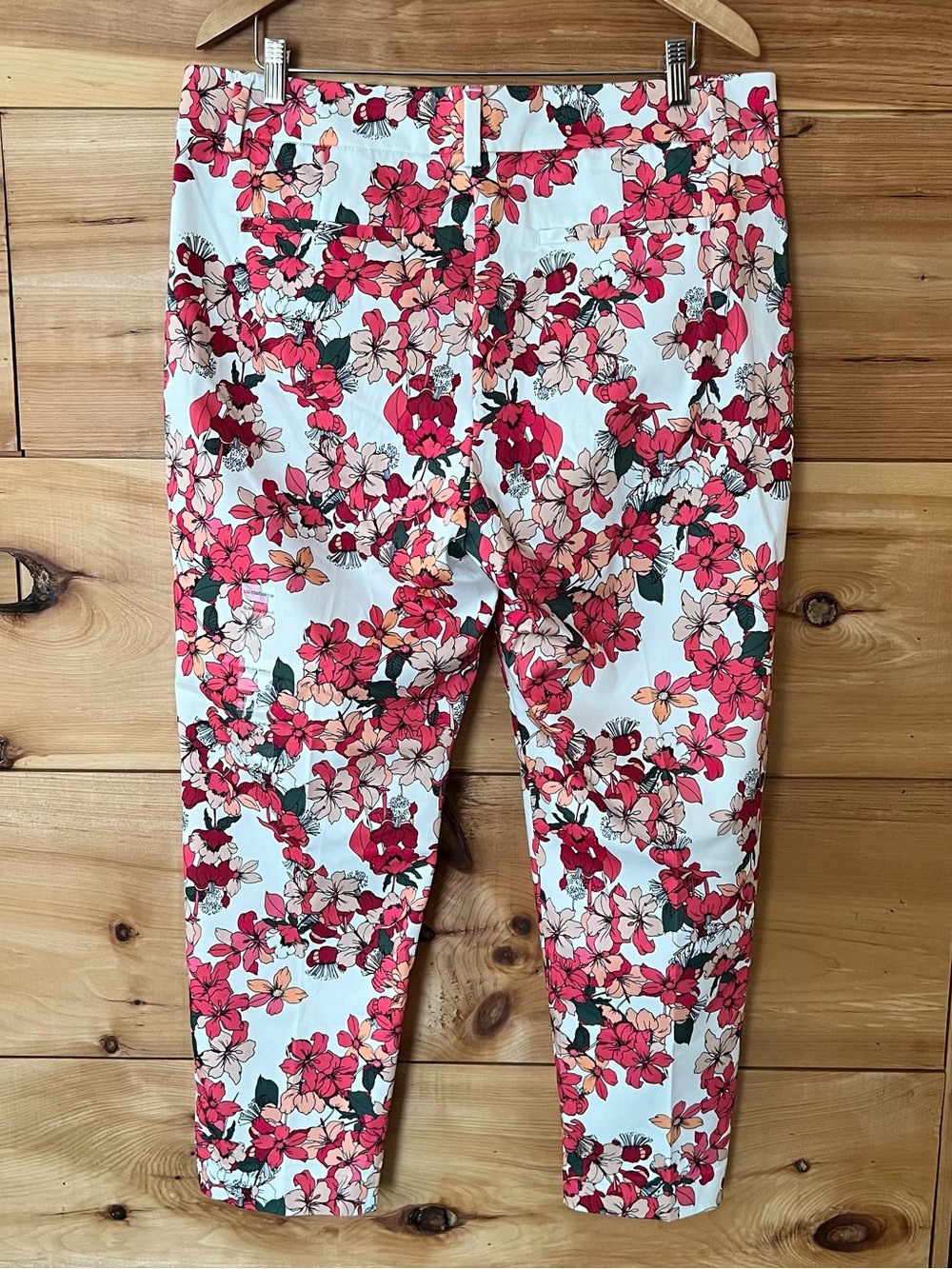 NWOT Liz Claiborne Emma White/Pink Floral Slim-leg Ankle Pants Vibrant Happy Fun - Picture 9 of 9